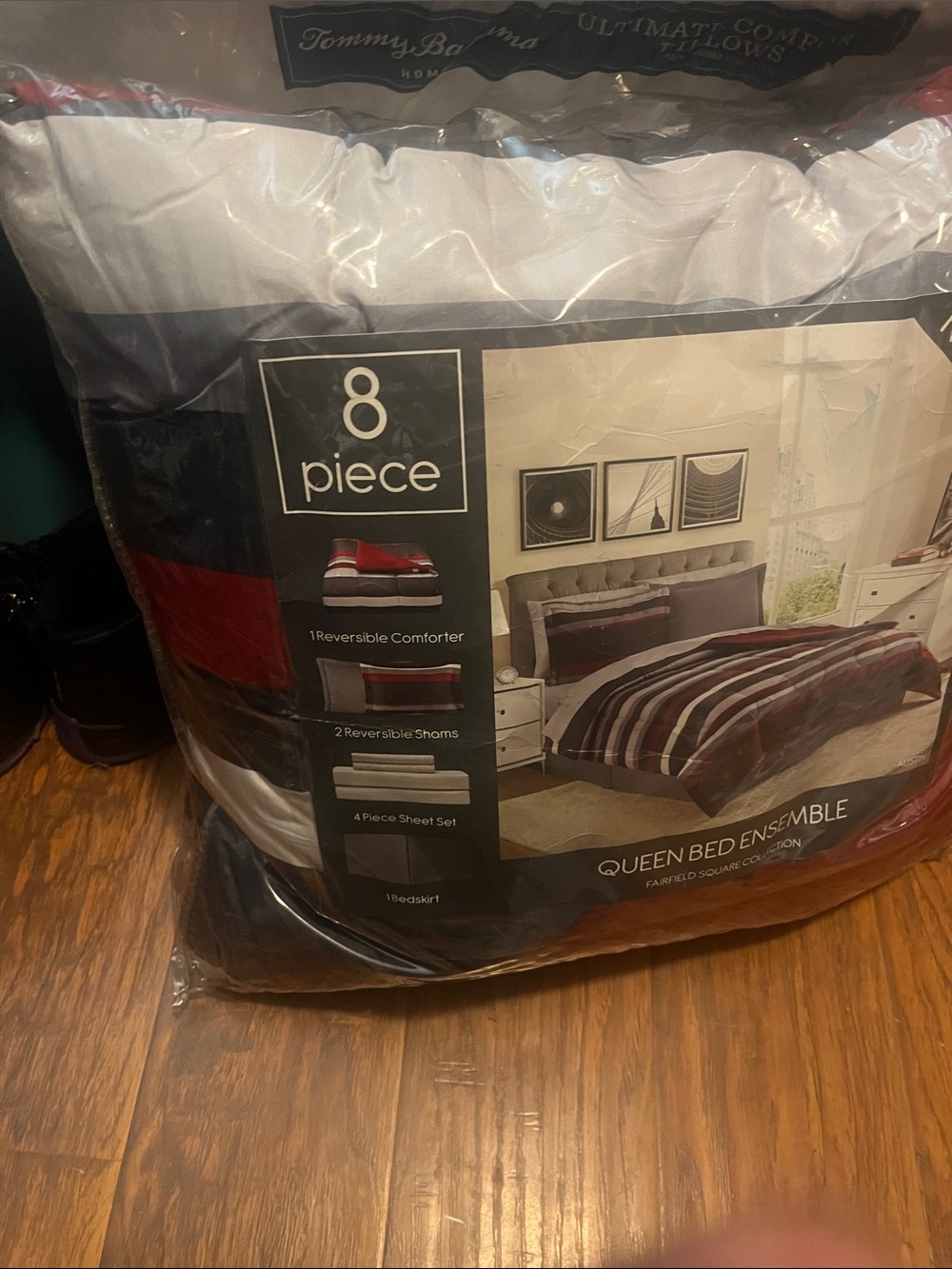 Queen 8-Piece Reversible Comforter Set - Red, White, Black